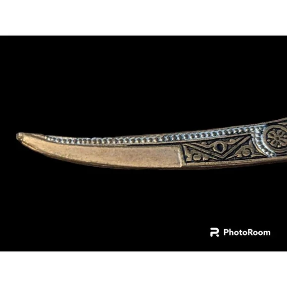 Black Gold Vintage Sword Sheath Lapel Pin Badge Collar Brooch SF Damascene 3in